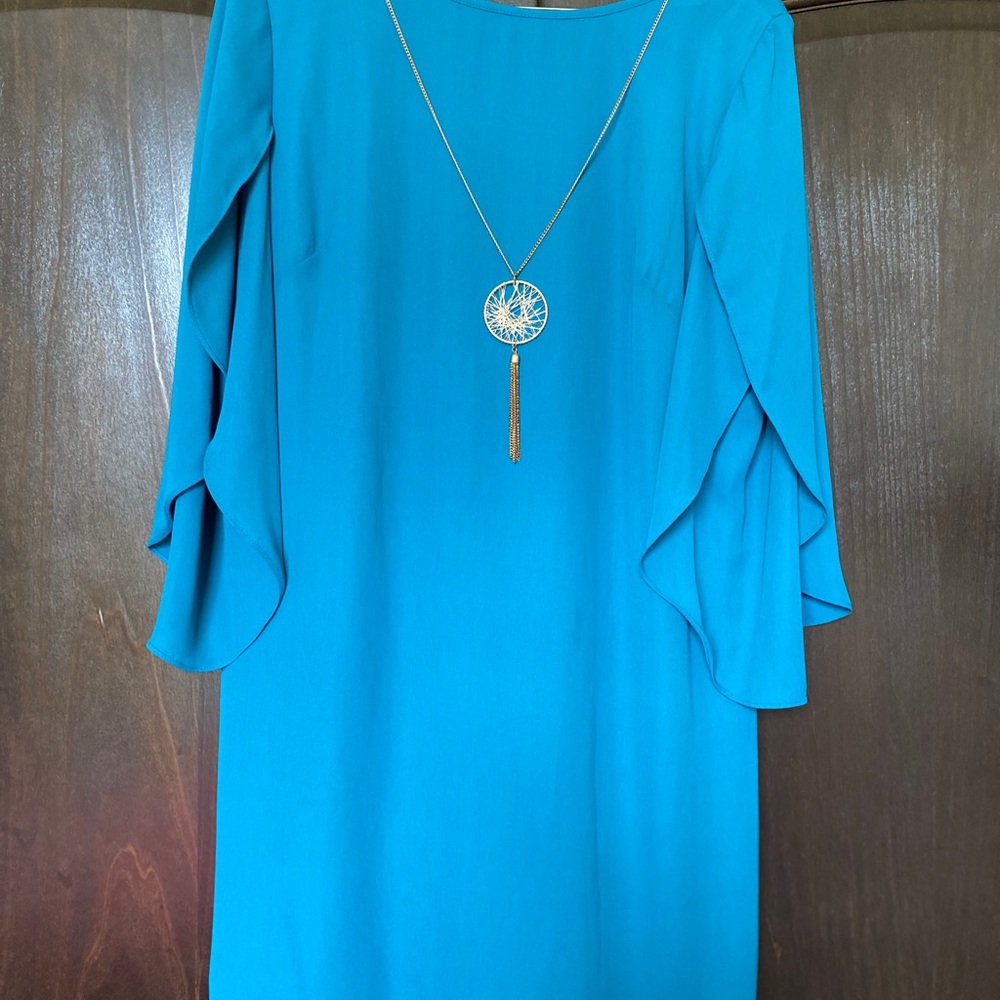Women’s dress